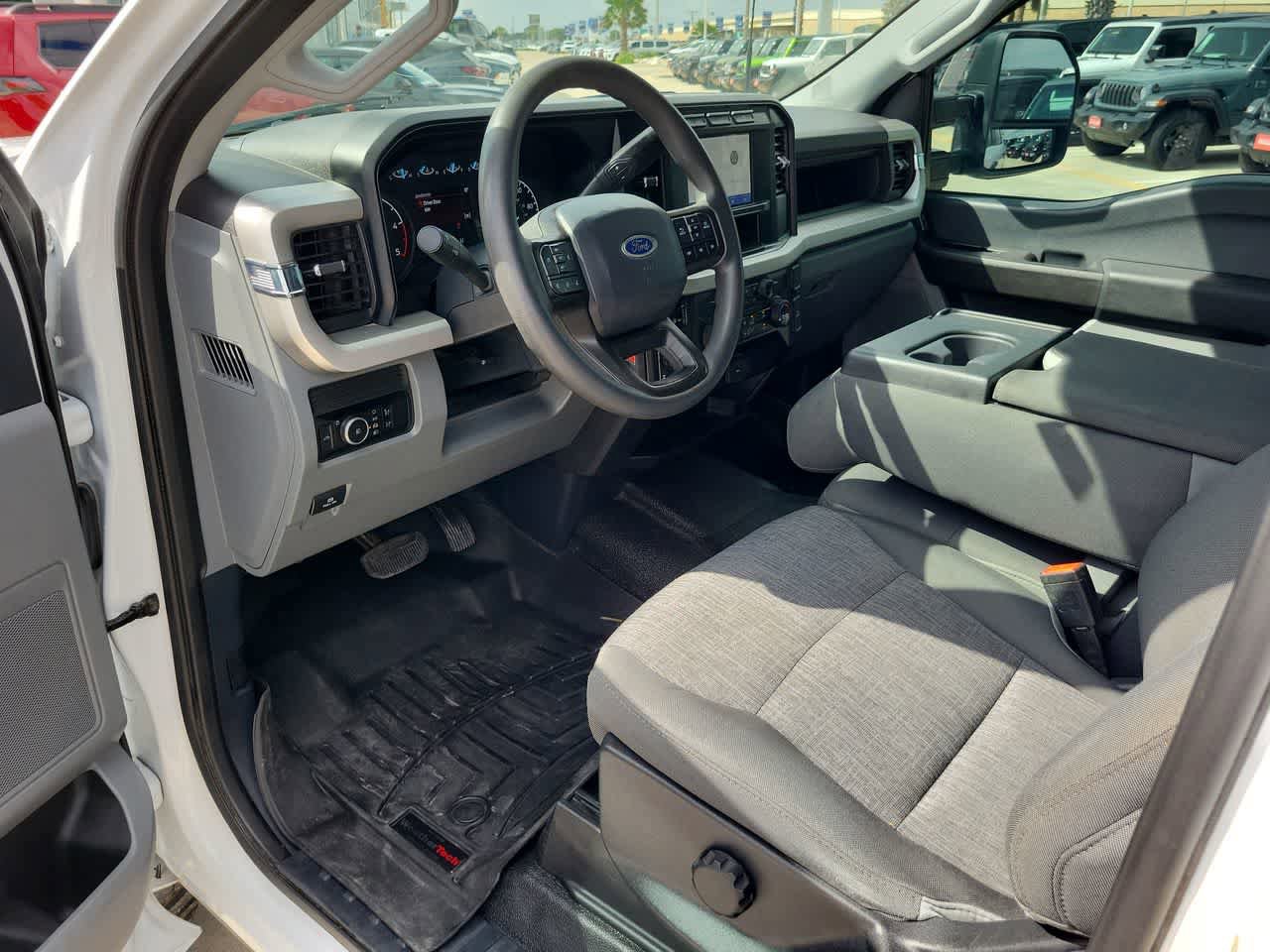 Used 2023 Ford F250 XL w/ 360-Degree Camera Package AWD/4WD image 10