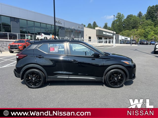 Certified 2022 Nissan Kicks SR w/ Interior Electronics Package image 1