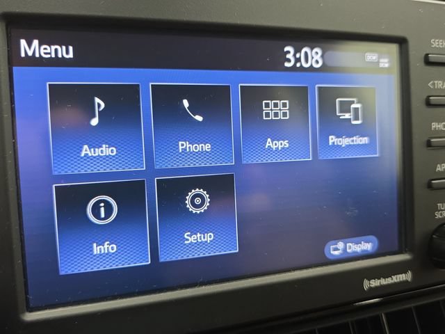 Used 2022 Toyota RAV4 LE AWD/4WD image 22
