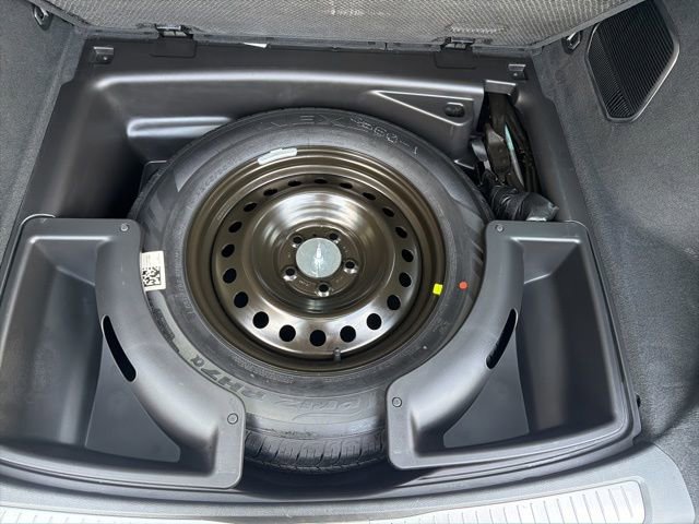 Used 2022 Jeep Grand Cherokee Overland w/ Luxury Tech Group IV image 9