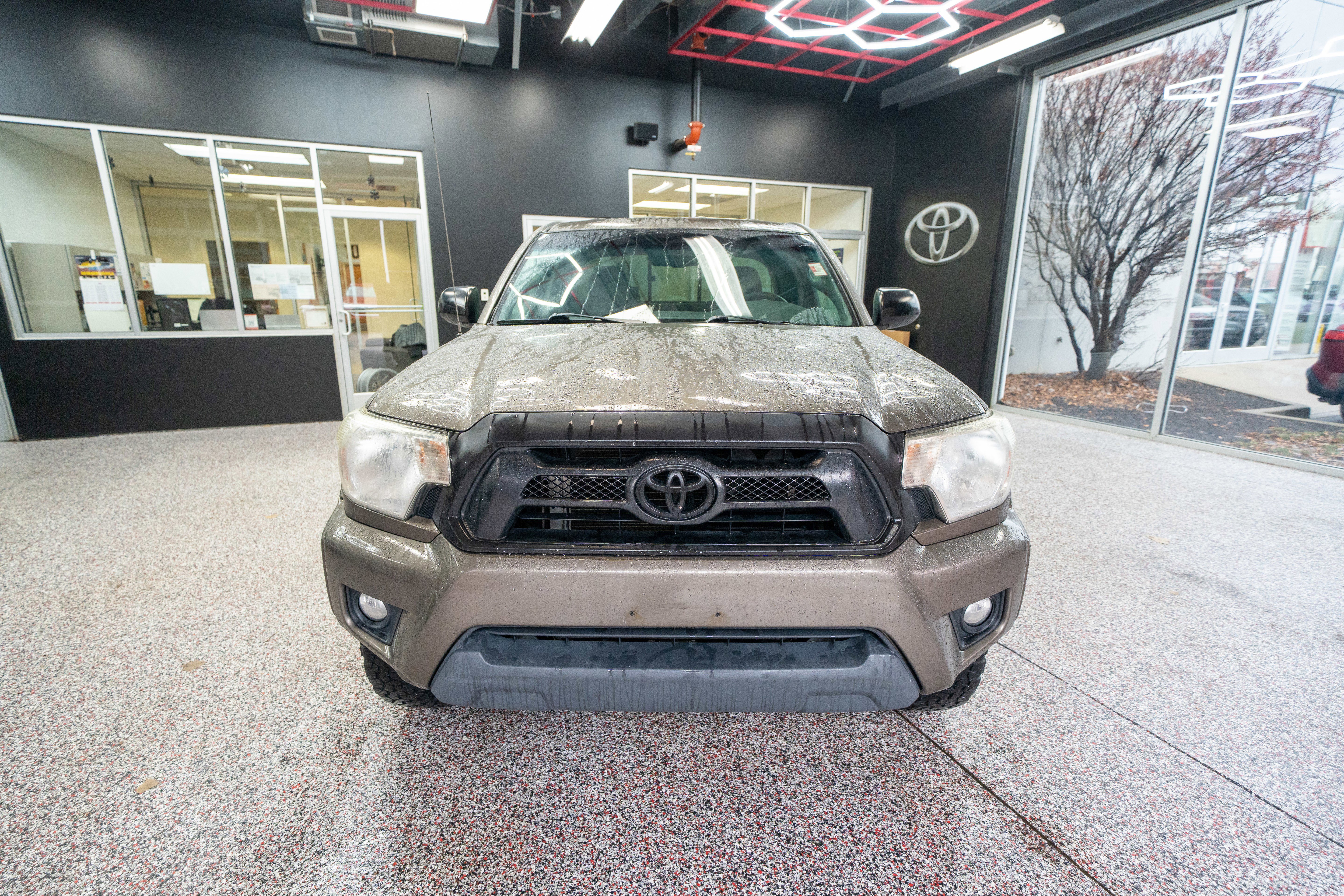 Used 2013 Toyota Tacoma 4x4 Access Cab V6 image 6