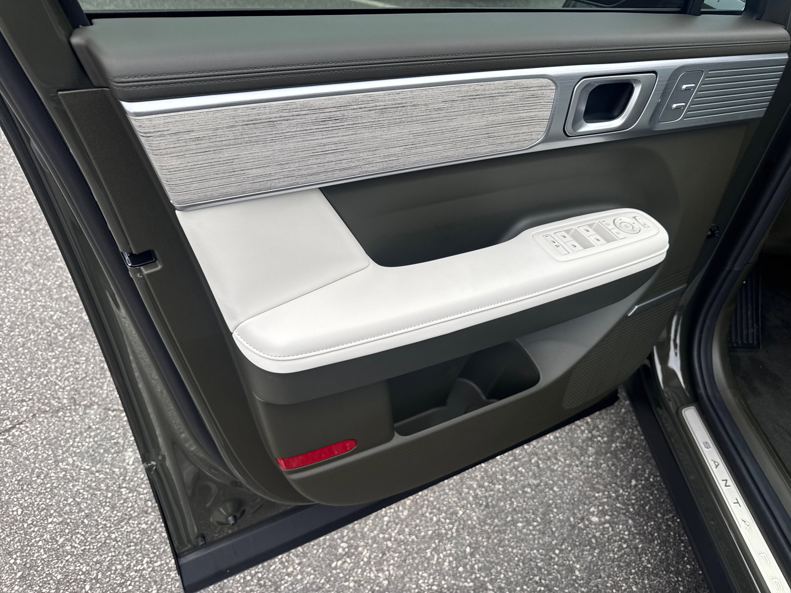 New 2025 Hyundai Santa Fe Calligraphy image 11