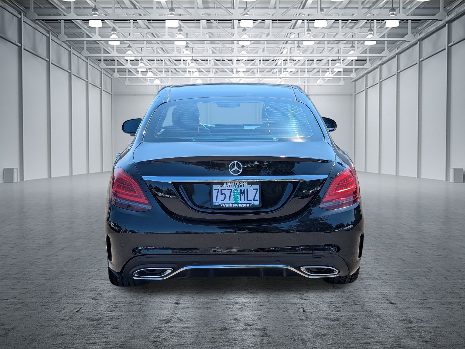 Used 2020 Mercedes-Benz C 300 4MATIC Sedan image 4