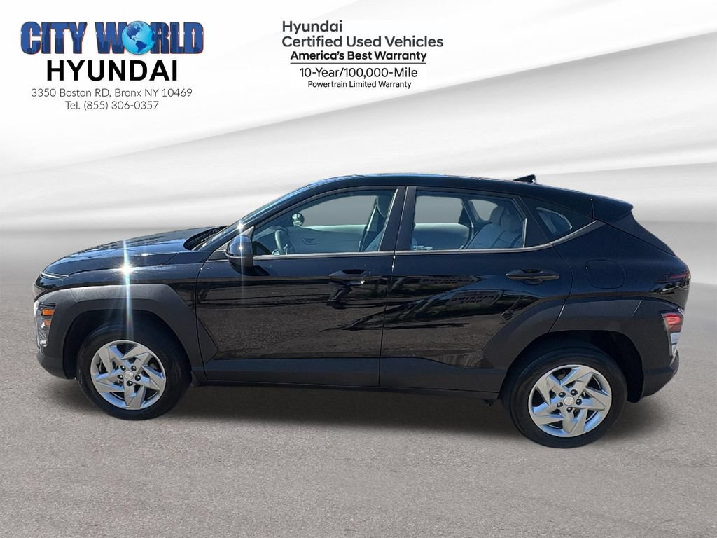 Used 2024 Hyundai Kona SE AWD/4WD image 2