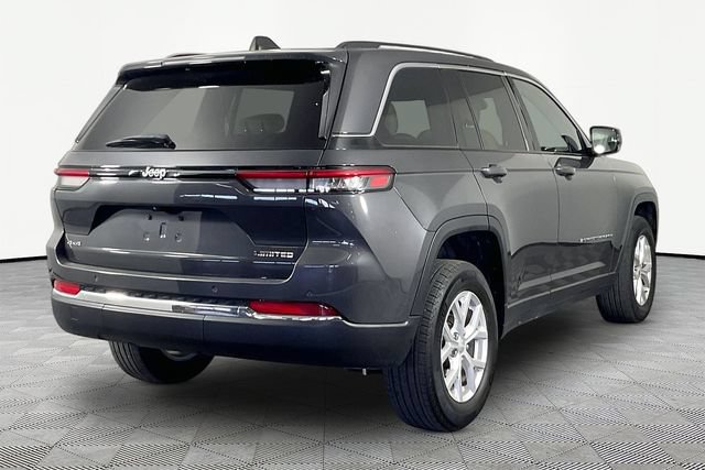 Used 2023 Jeep Grand Cherokee Limited AWD/4WD image 6