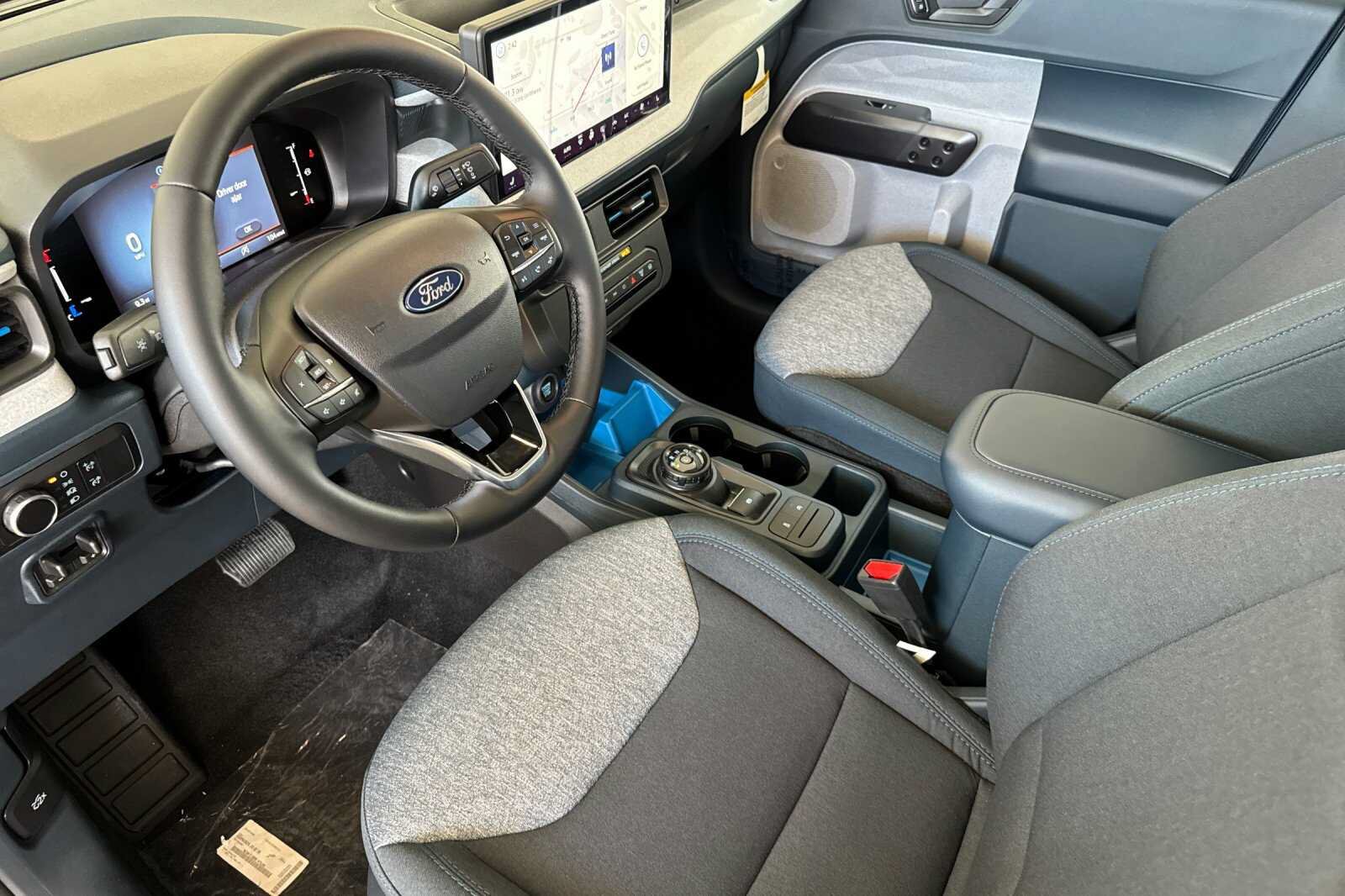 New 2026 Ford Maverick XLT w/ XLT Luxury Package AWD/4WD image 7