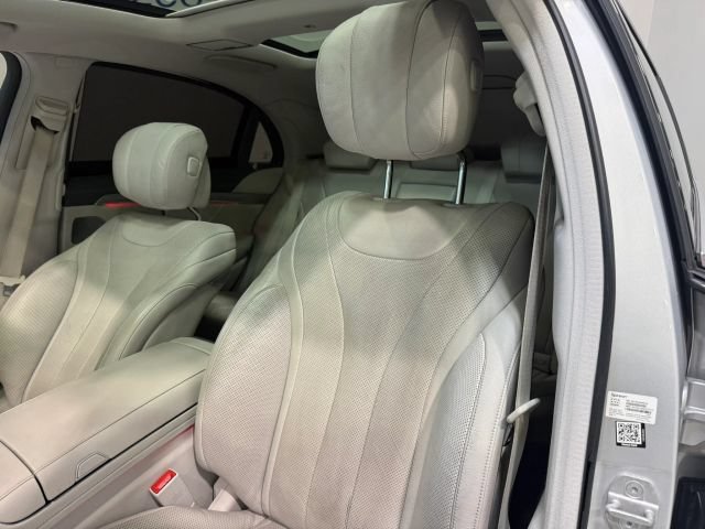 Used 2015 Mercedes-Benz S 550 Sedan w/ Premium 1 Package image 26