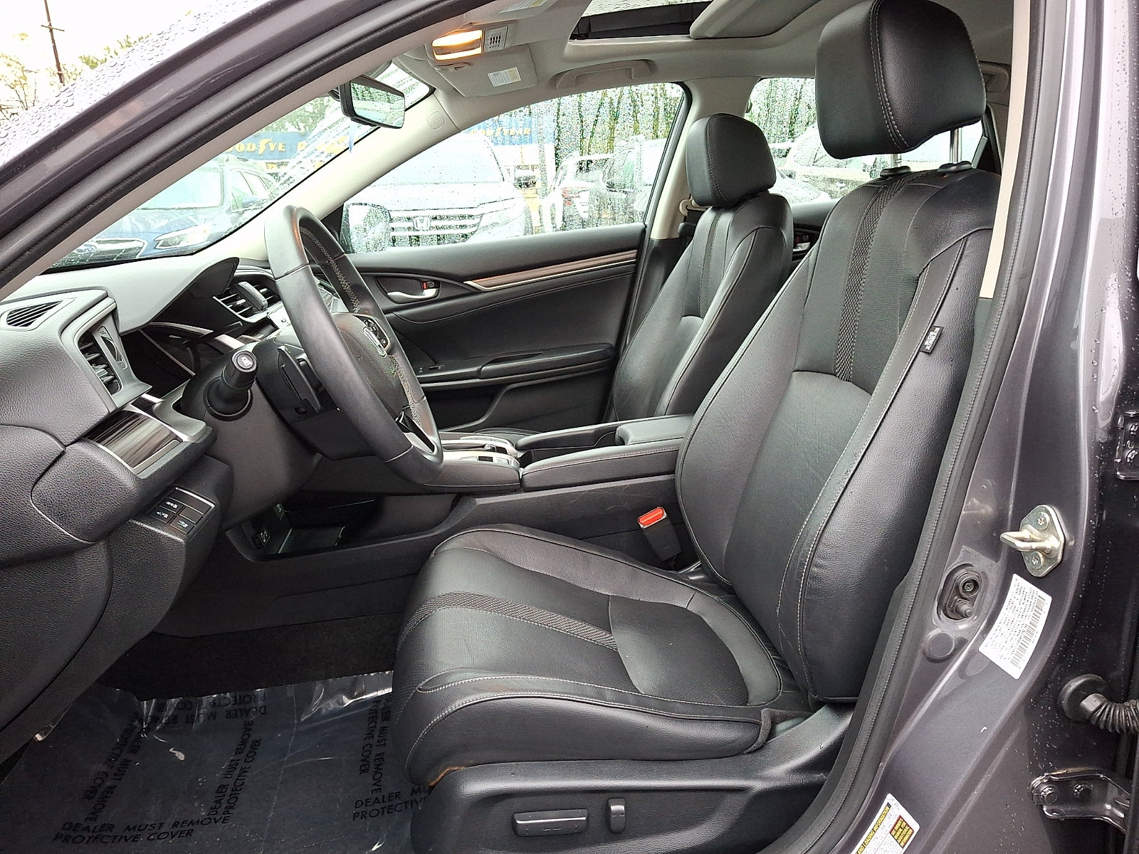 Used 2019 Honda Civic Touring image 14