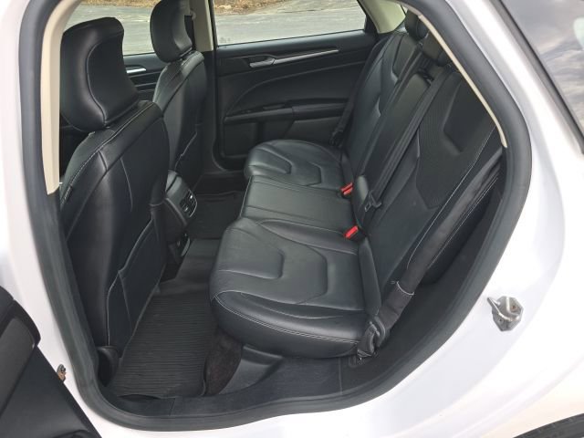 Used 2017 Ford Fusion Titanium image 6