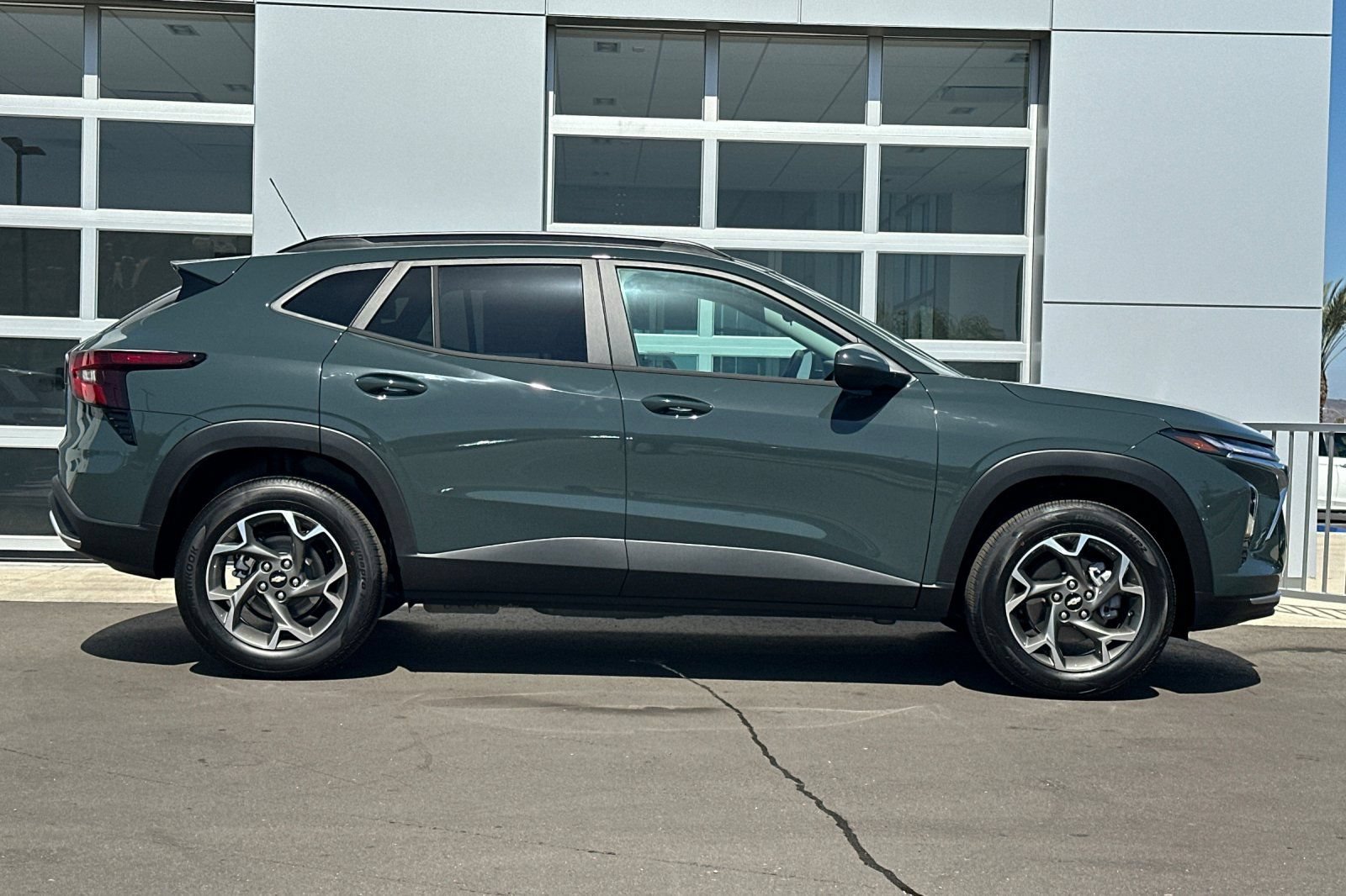 New 2026 Chevrolet Trax LT FWD image 3