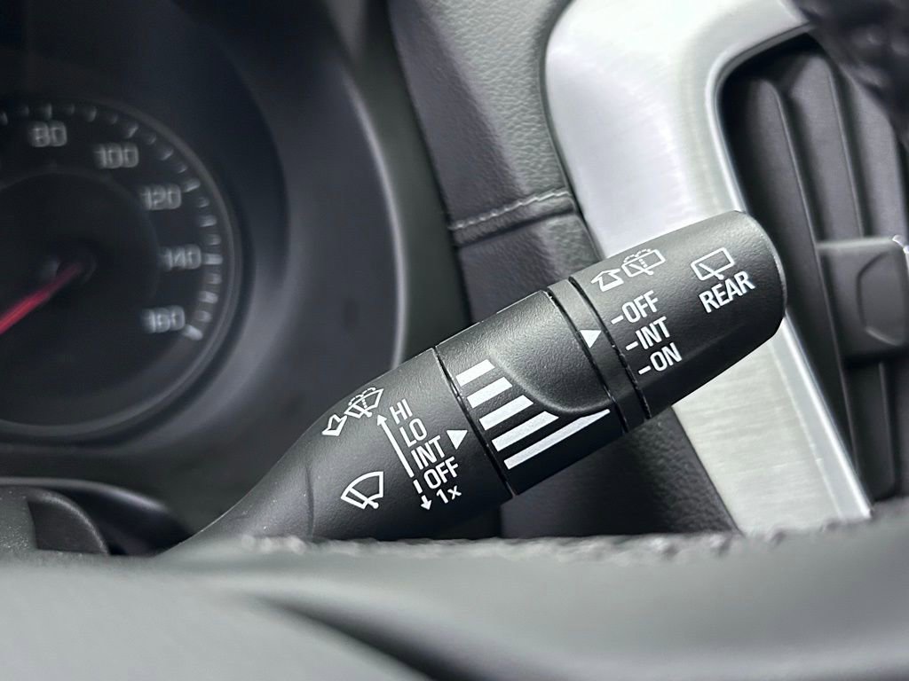 Used 2023 GMC Terrain SLT image 45