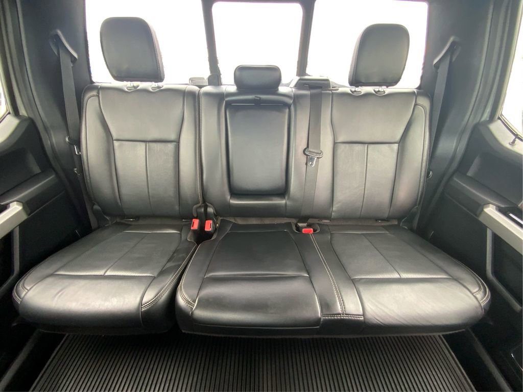 Used 2020 Ford F150 Lariat w/ Trailer Tow Package image 15