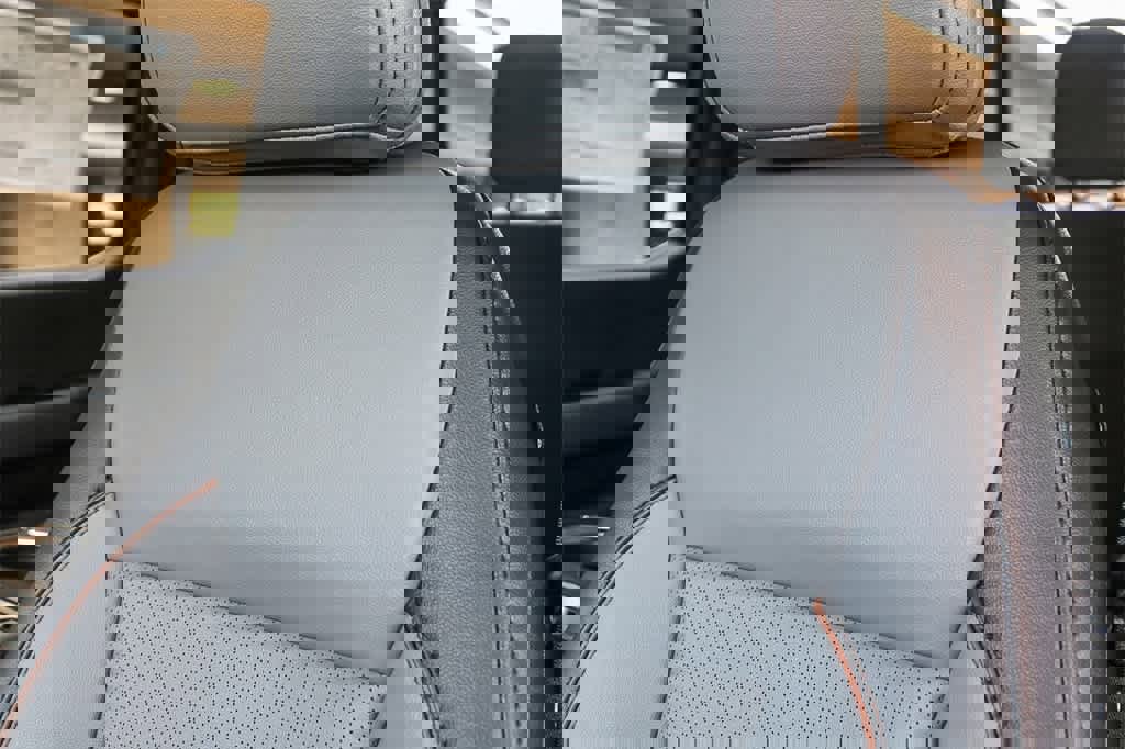 New 2025 Ford F150 Lariat w/ Equipment Group 501A Mid image 25