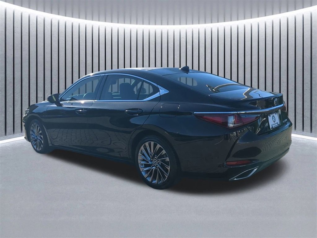 Used 2024 Lexus ES 350 Luxury image 7