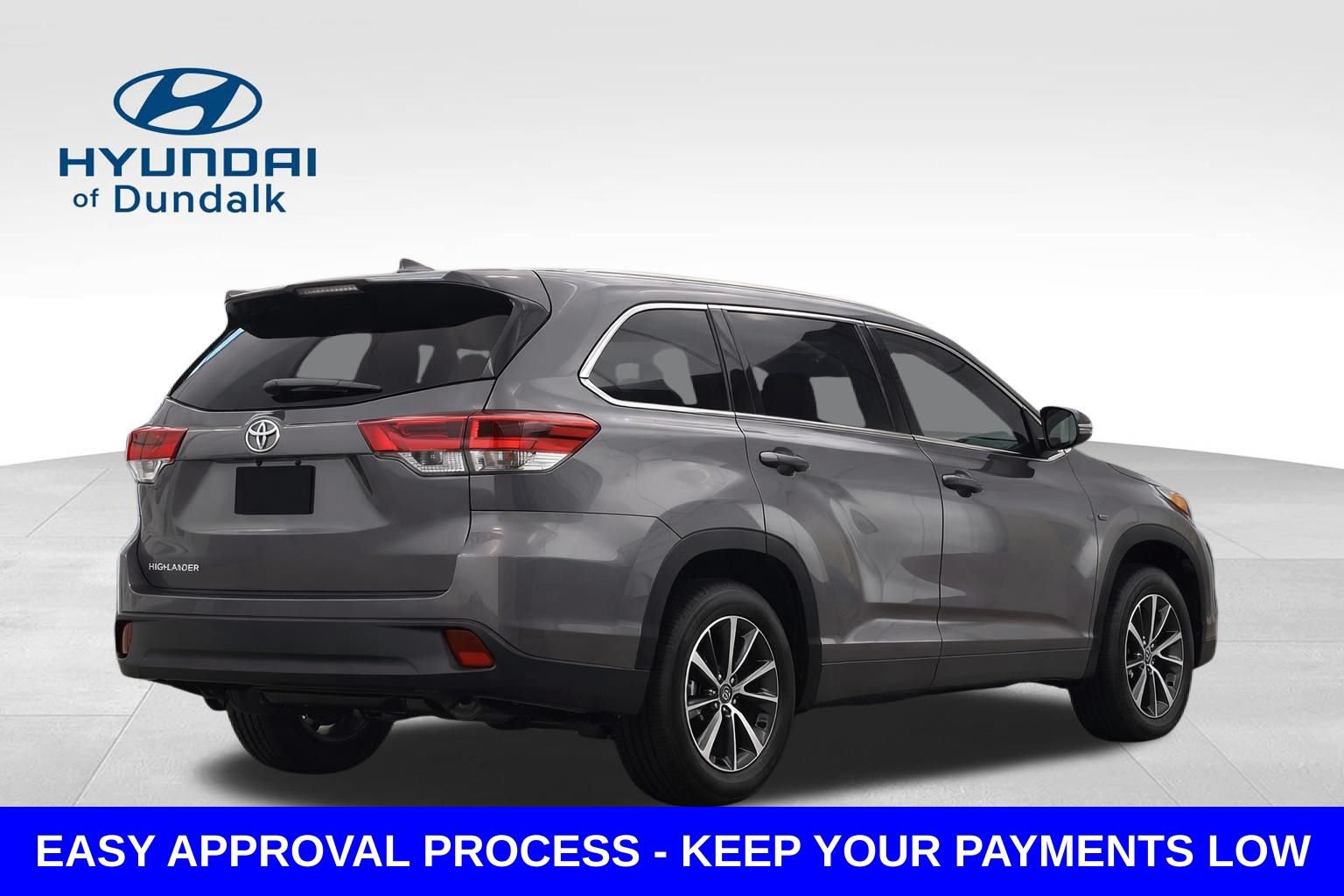 Used 2019 Toyota Highlander LE FWD image 5