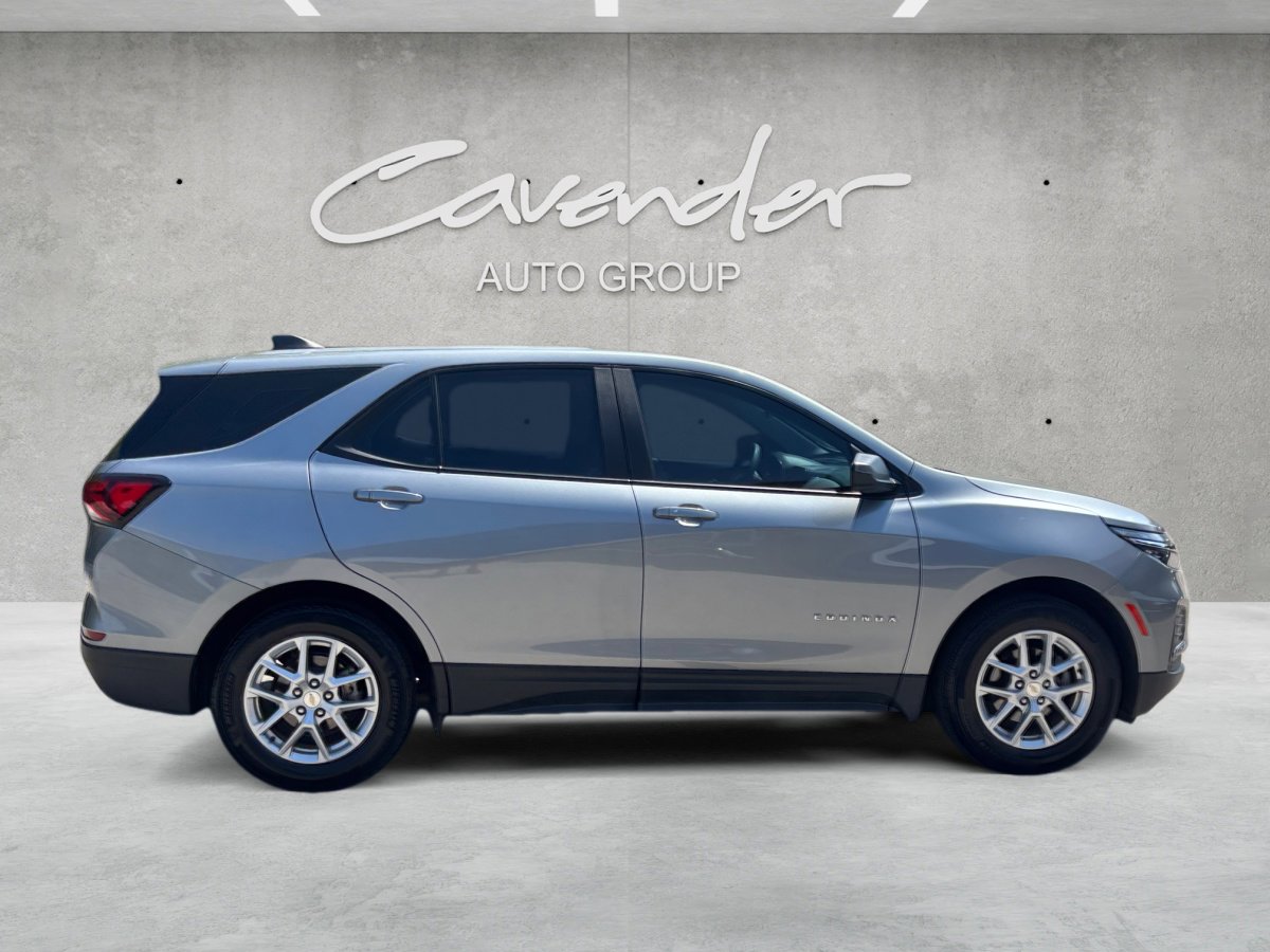 Used 2023 Chevrolet Equinox LS FWD image 20