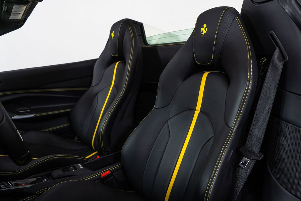 Certified 2023 Ferrari F8 Tributo image 33