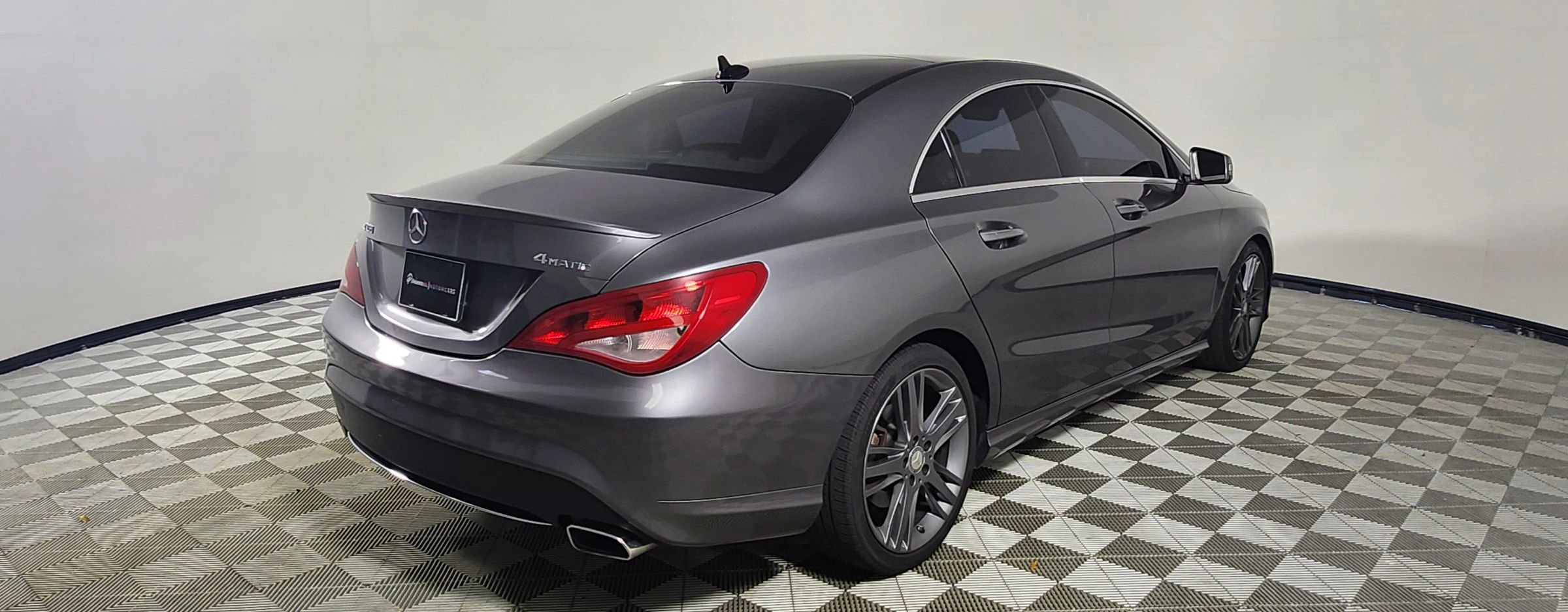 Used 2015 Mercedes-Benz CLA 250 4MATIC image 7