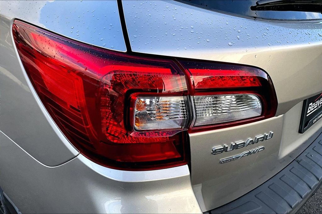Used 2019 Subaru Outback 2.5i Limited image 29