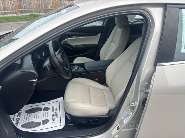 Used 2024 MAZDA MAZDA3 s FWD image 11