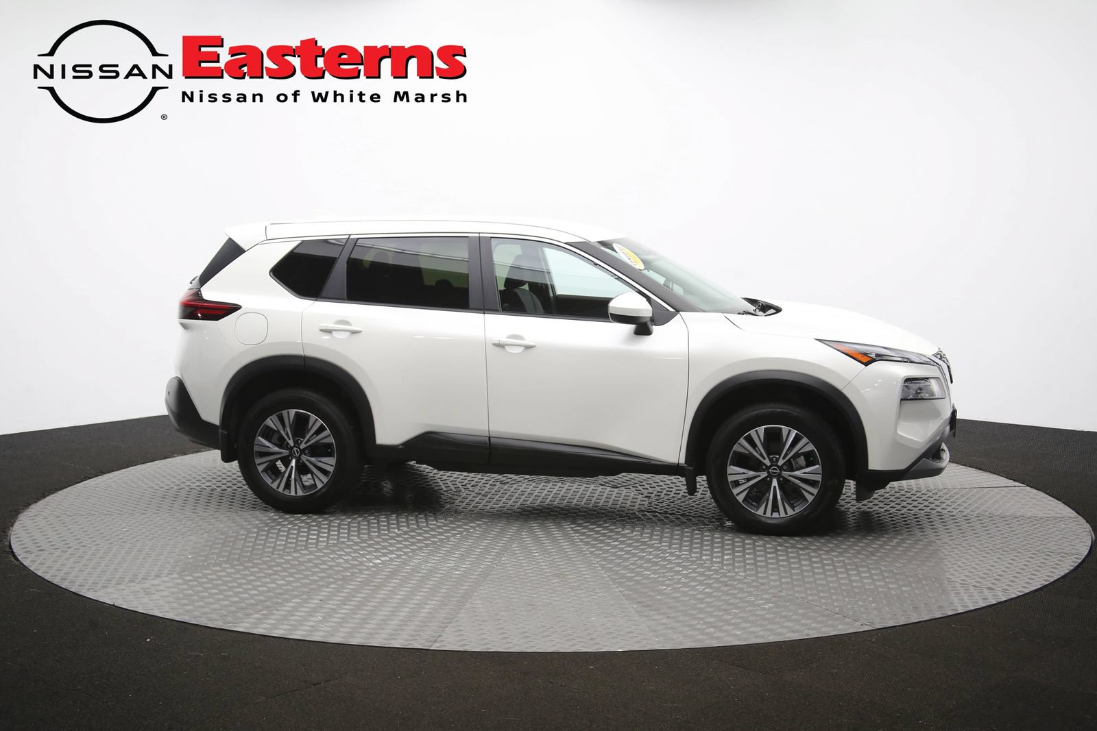 Used 2023 Nissan Rogue SV AWD/4WD image 44