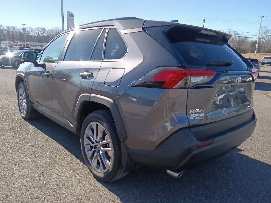 Used 2024 Toyota RAV4 XLE Premium image 5