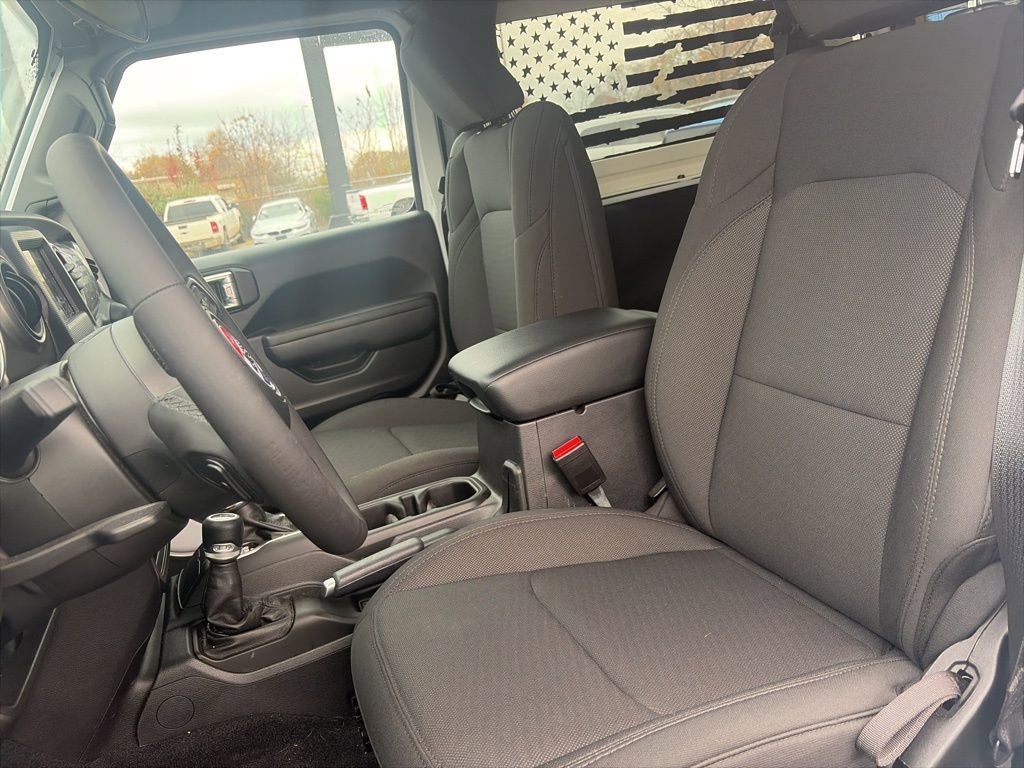 Used 2023 Jeep Wrangler Willys image 12