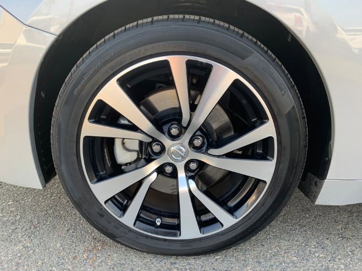 Used 2018 Nissan Maxima 3.5 SV image 13