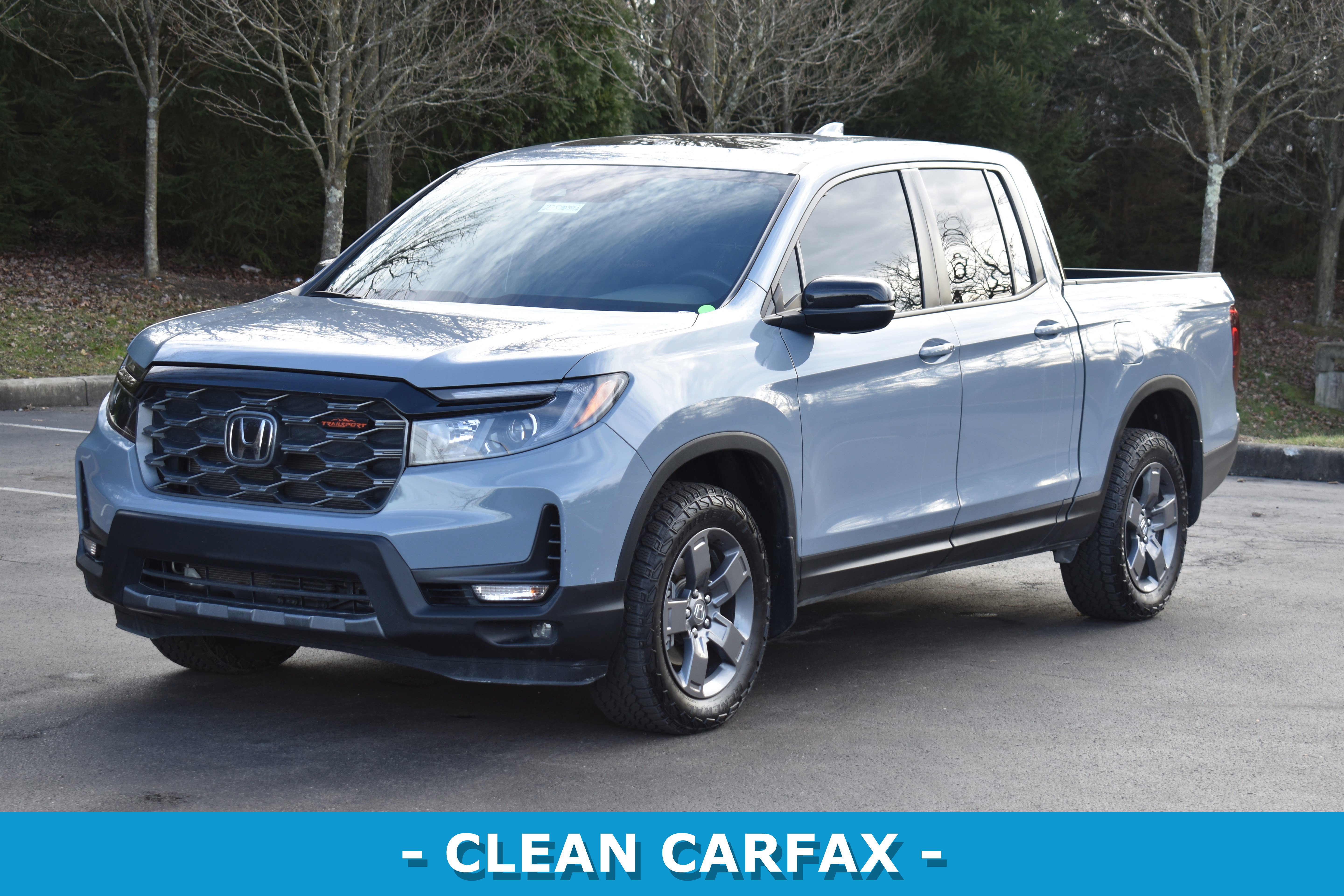 Used 2025 Honda Ridgeline TrailSport image 3