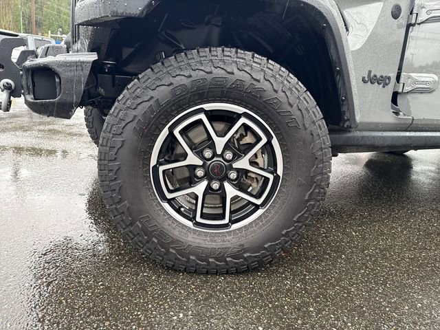Used 2021 Jeep Gladiator Willys image 32