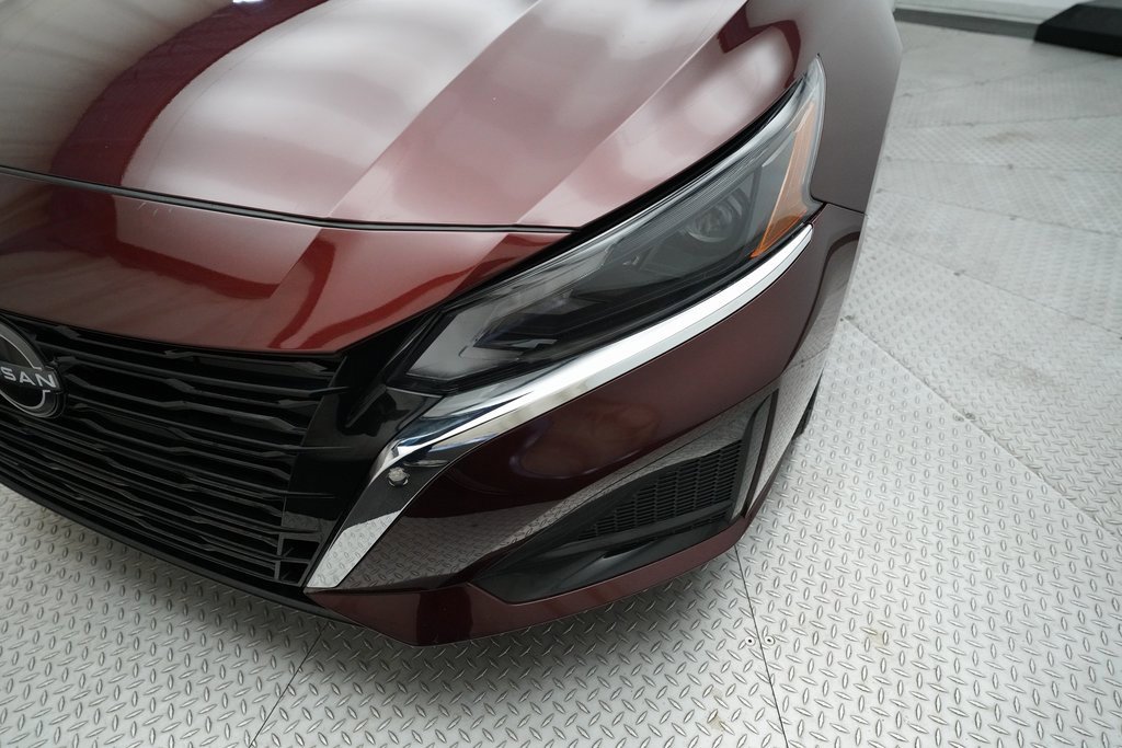 Used 2024 Nissan Altima 2.5 SV image 22