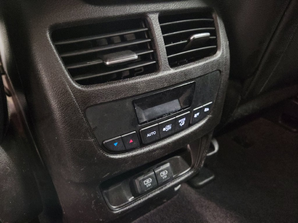 Used 2018 Acura MDX FWD image 32