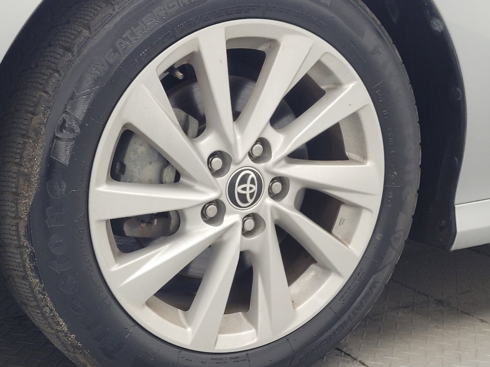 Used 2022 Toyota Camry LE FWD image 31