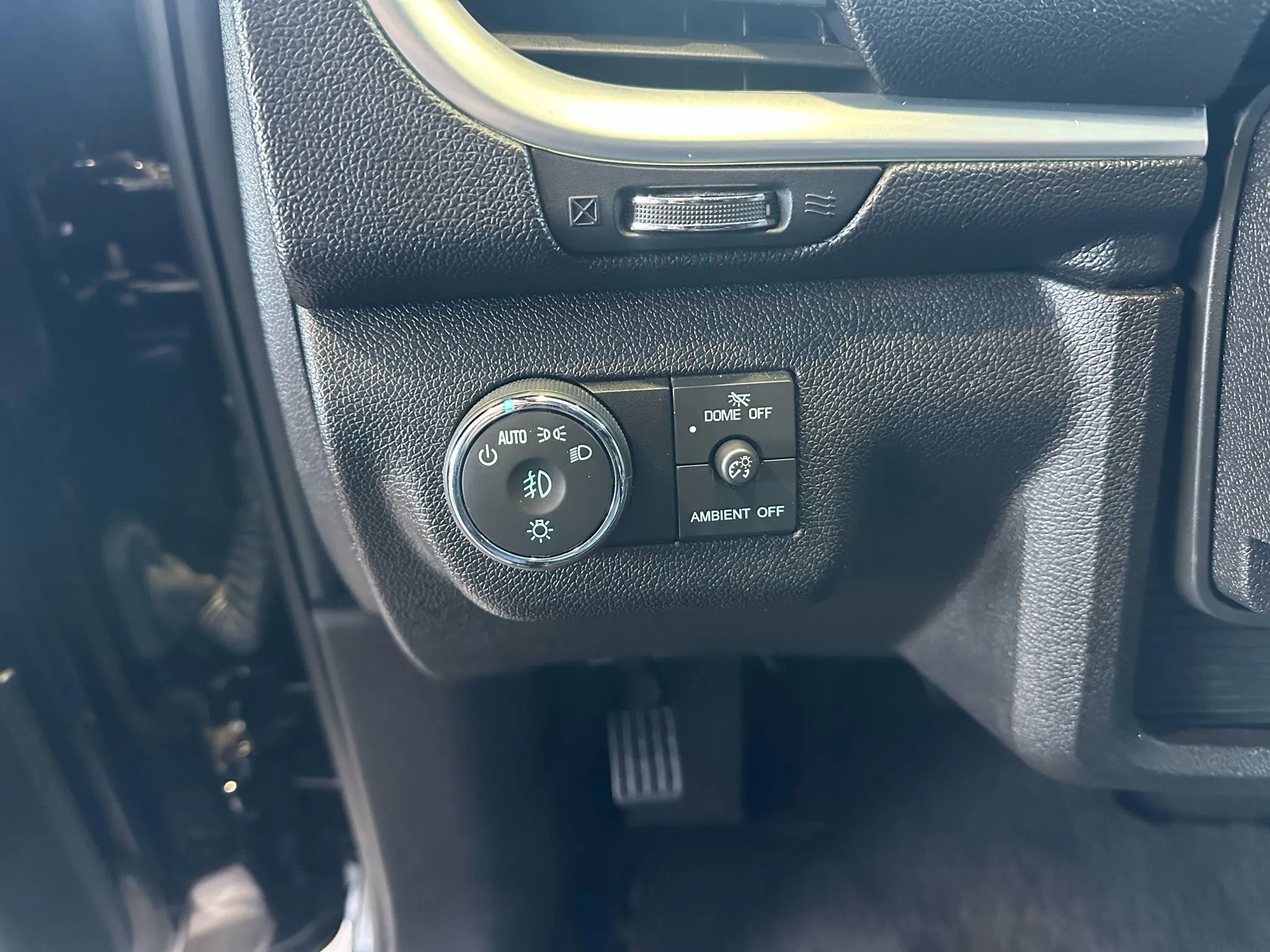 Used 2016 Chevrolet Traverse LT image 18