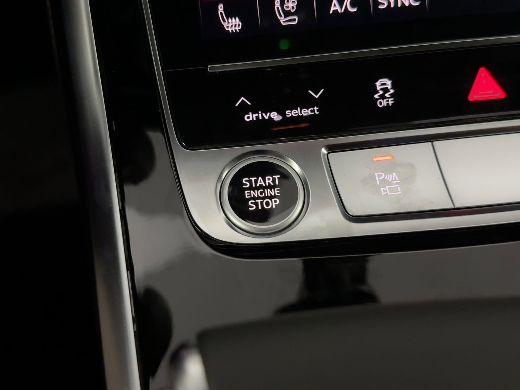 New 2026 Audi Q7 3.0T Premium Plus AWD/4WD image 18