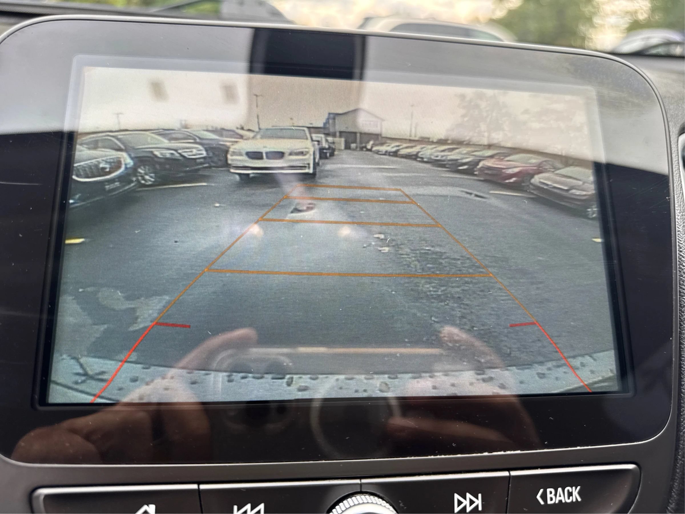 Used 2018 Chevrolet Malibu LT FWD image 28