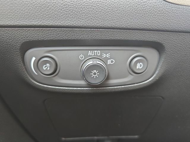 Used 2023 Buick Encore GX Select w/ Safety Package II image 25