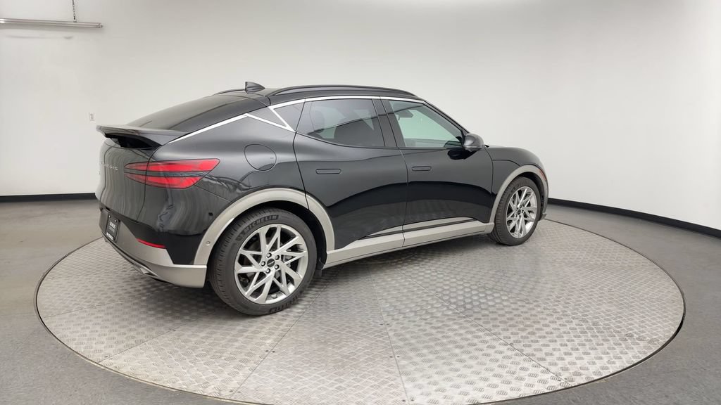Used 2023 Genesis GV60 Advanced AWD/4WD image 2