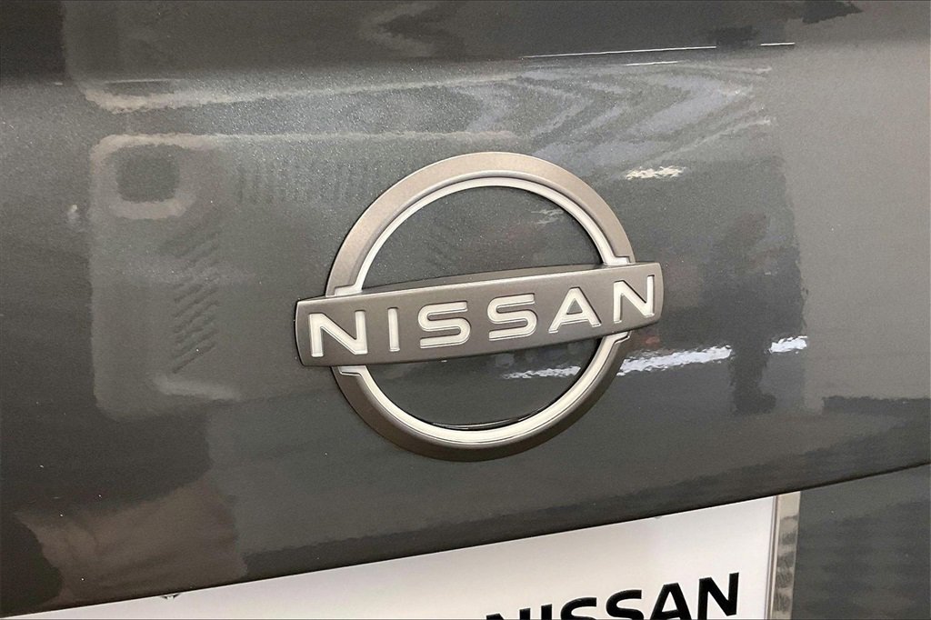 Certified 2025 Nissan Versa SV w/ Trunk Package image 7