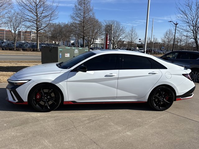 Used 2025 Hyundai Elantra N image 9