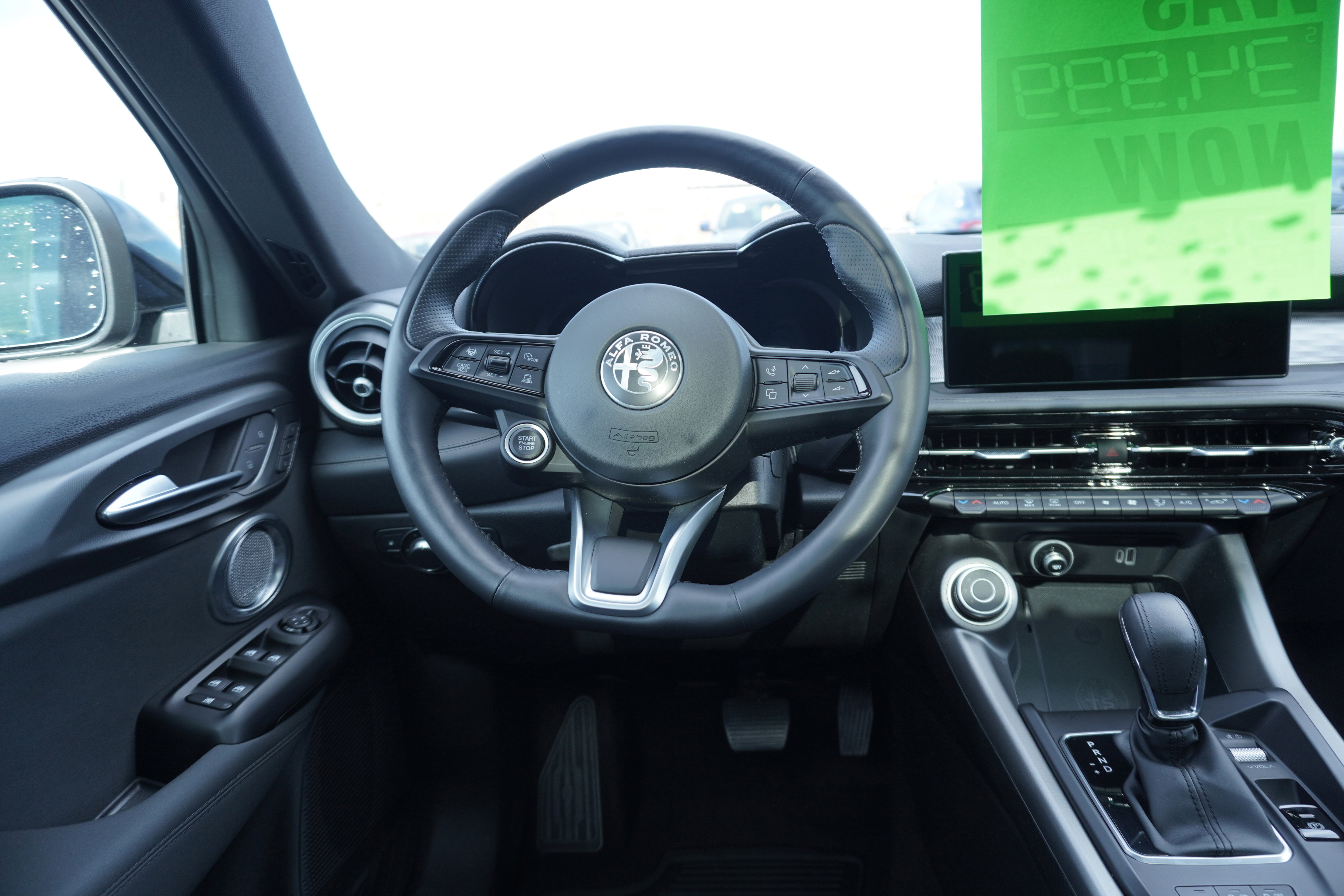 Used 2024 Alfa Romeo Tonale Ti image 8