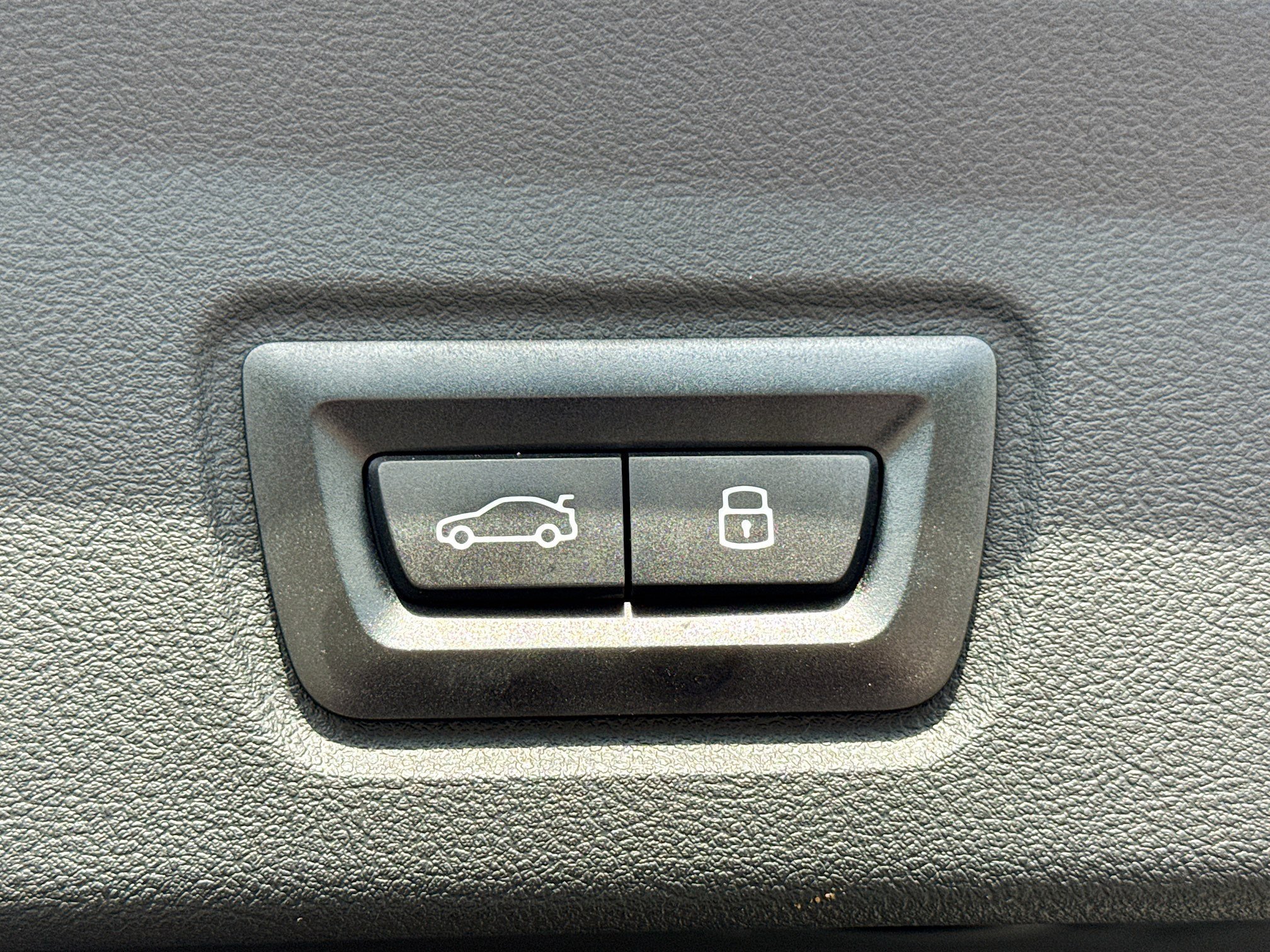 Used 2023 BMW i4 eDrive35 w/ Parking Assistance Package RWD image 12
