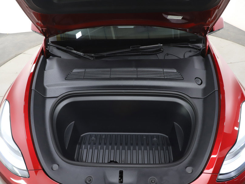 Used 2025 Tesla Model Y Long Range image 32