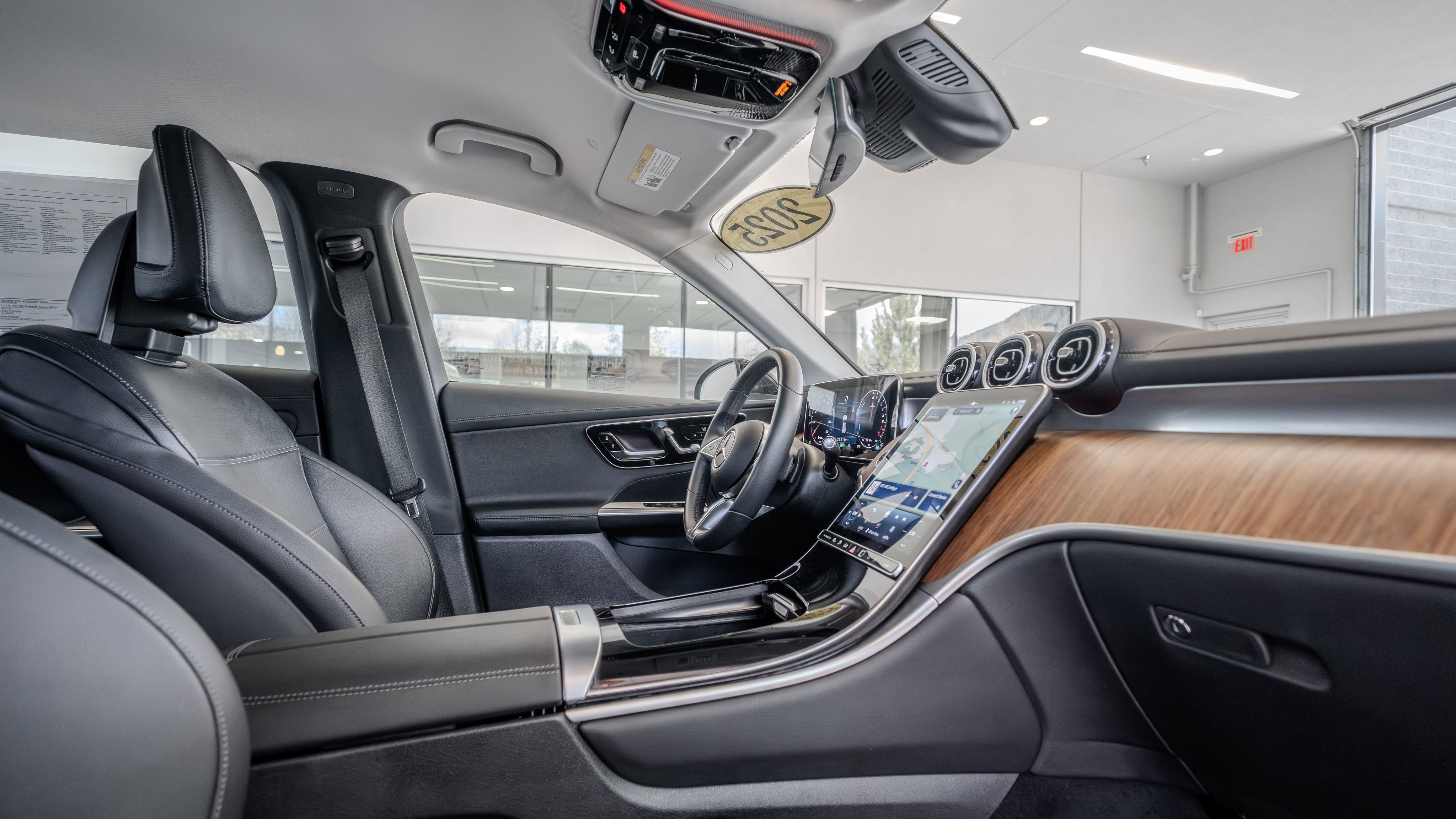 Certified 2025 Mercedes-Benz GLC 350e 4MATIC image 17