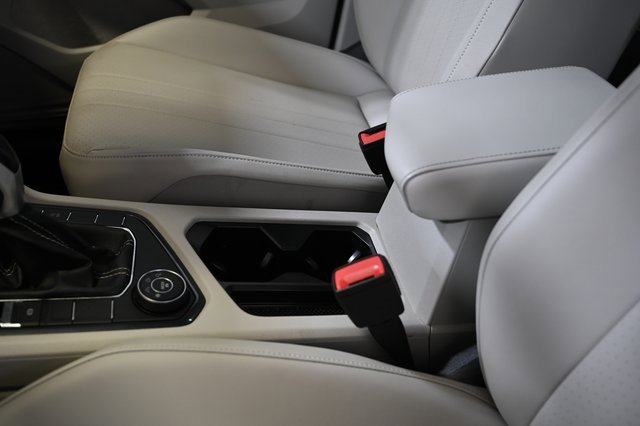 Used 2022 Volkswagen Tiguan SE image 23