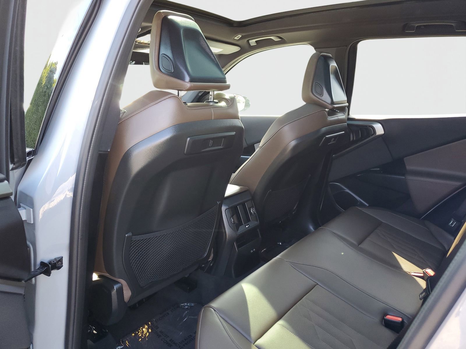 Used 2025 BMW X3 xDrive30i w/ Premium Package image 15