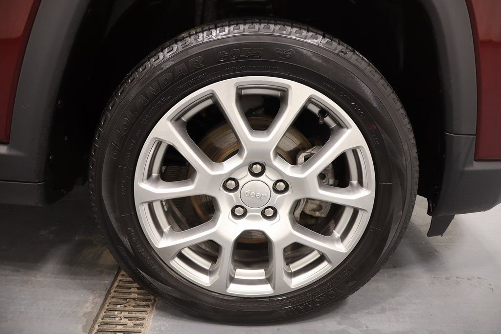 Used 2022 Jeep Compass Latitude AWD/4WD image 28