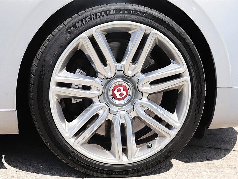 Used 2016 Bentley Flying Spur V8 image 15