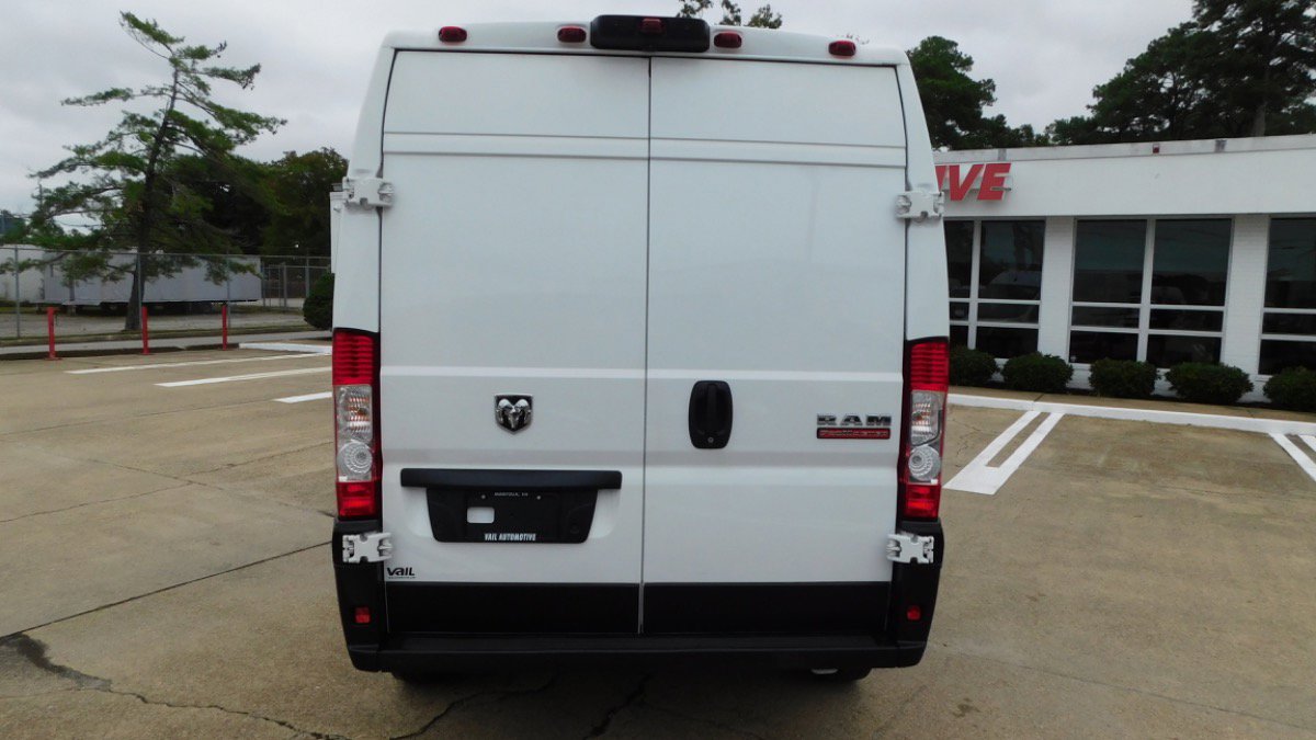 Used 2022 RAM ProMaster 2500 w/ Premium Convenience Group image 3