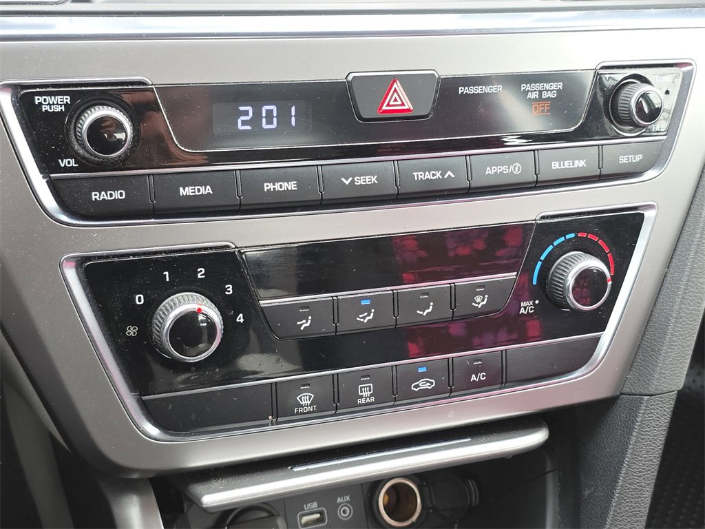 Used 2016 Hyundai Sonata SE w/ Cargo Package image 28